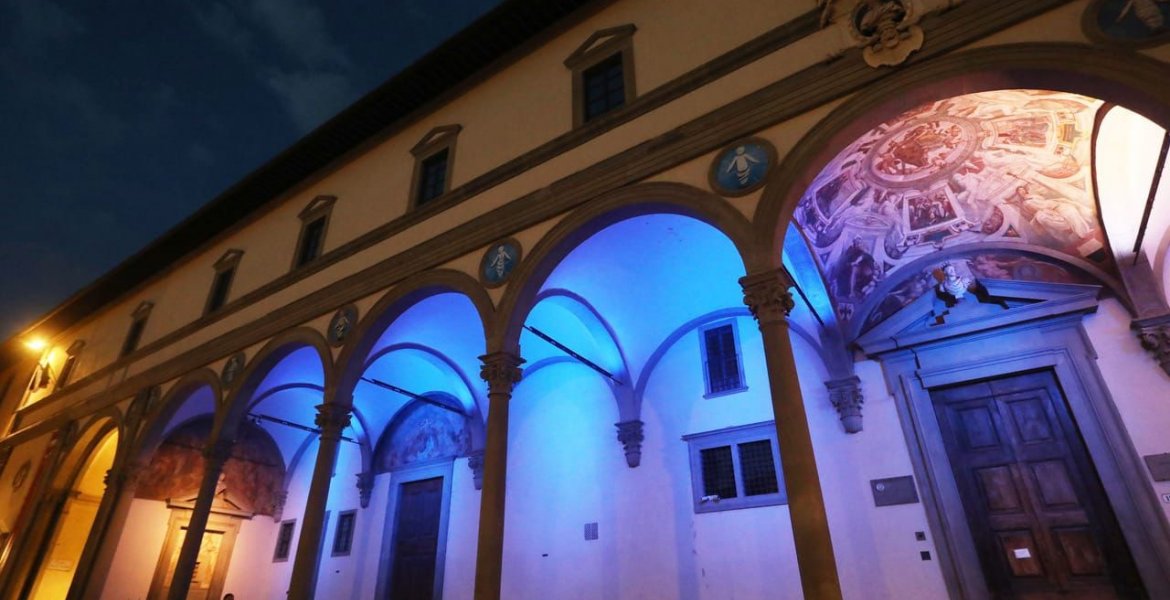 Nuova illuminazione per il Loggiato degli Innocenti – PIAZZA SS.ANNUNZIATA